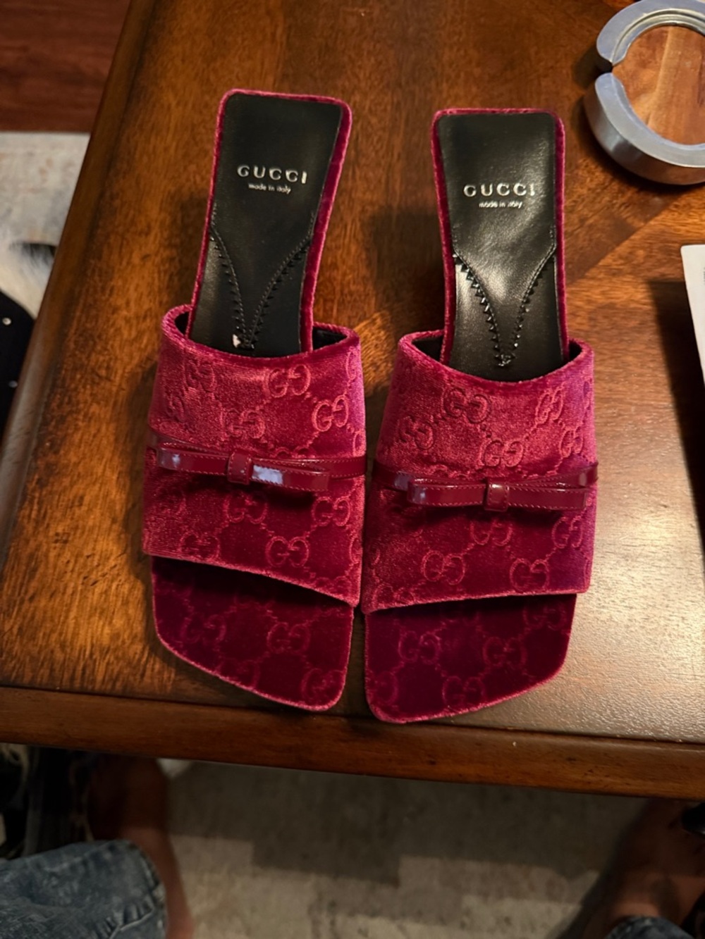 Gucci Burgundy Velvet GG Bow Slide Mules new in box
